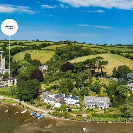 Riverside Idyll - The Perfect Cornish Sanctuary *