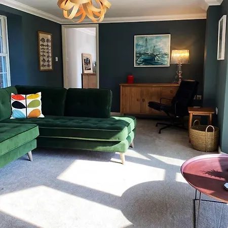Holiday home Riverside Idyll - The Perfect Cornish Sanctuary *