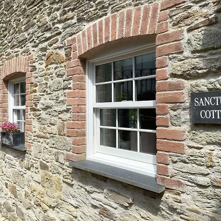 Riverside Idyll - The Perfect Cornish Sanctuary *